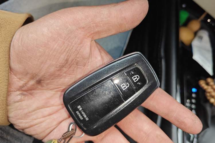 Used Toyota IZOA 2018 2.0L Yichi Edition China V Standard
