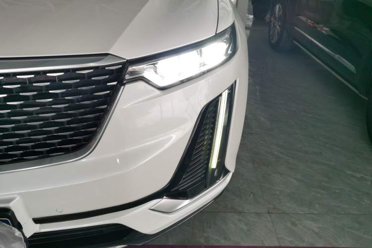 Used Cadillac XT6 2020 28T Six-Seater Four-Wheel-Drive Luxury Version
