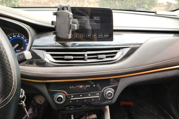 Used Changan Eado DT 2018 1.6L Manual Enjoyment Model
