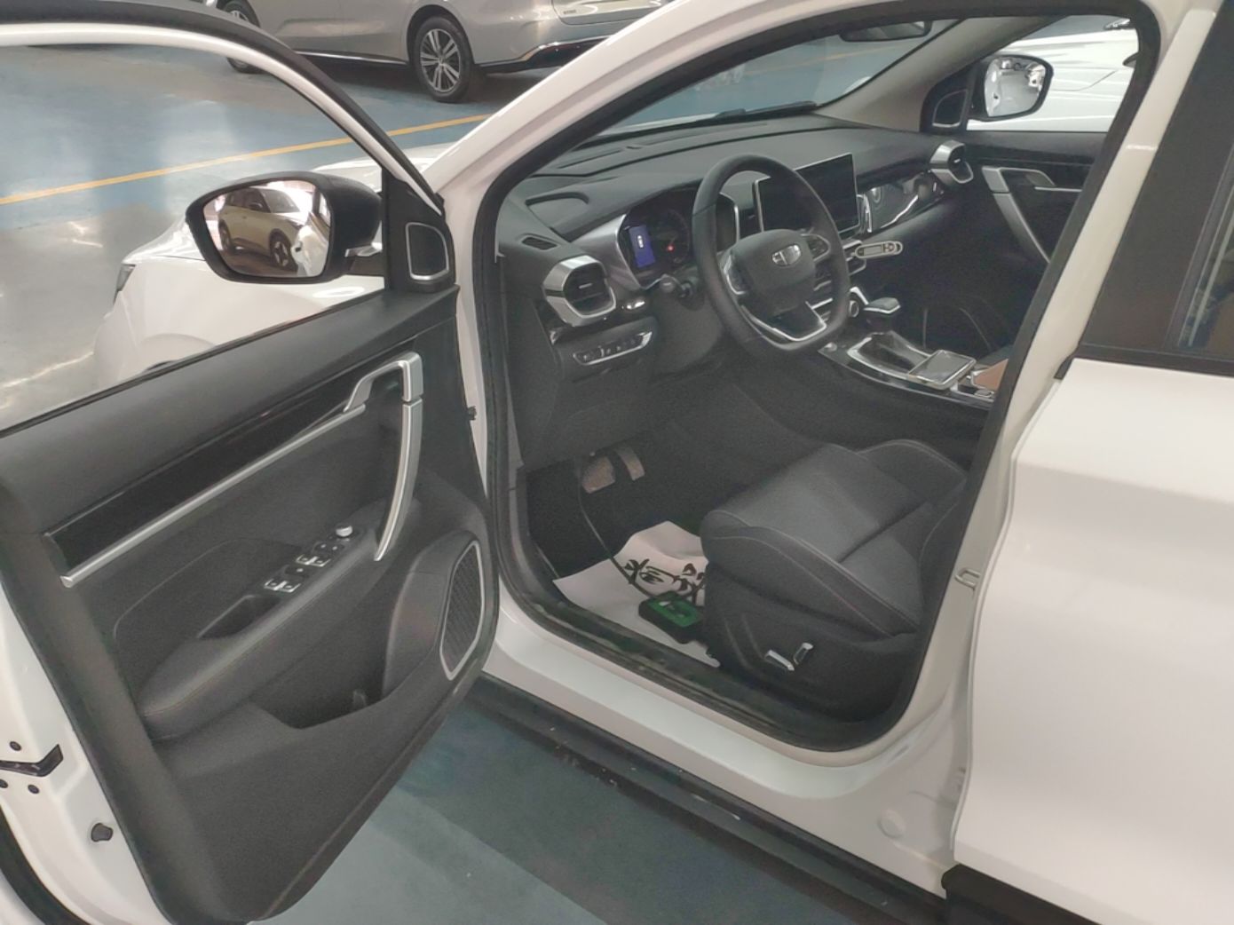 Geely Auto Coolray 2025 Model 1.5L CVT Superpower Edition MAX — снимка 18