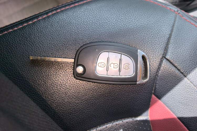 Used HYOSOW H2 2015 1.5L AMT Comfort Version BJ415C Vehicle Key