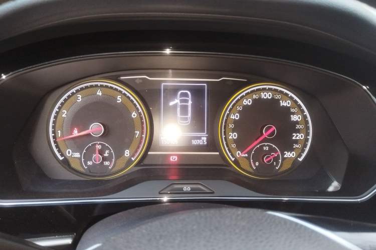 Used Volkswagen Passat 2019 280TSI Business Edition China VI Instrument Cluster