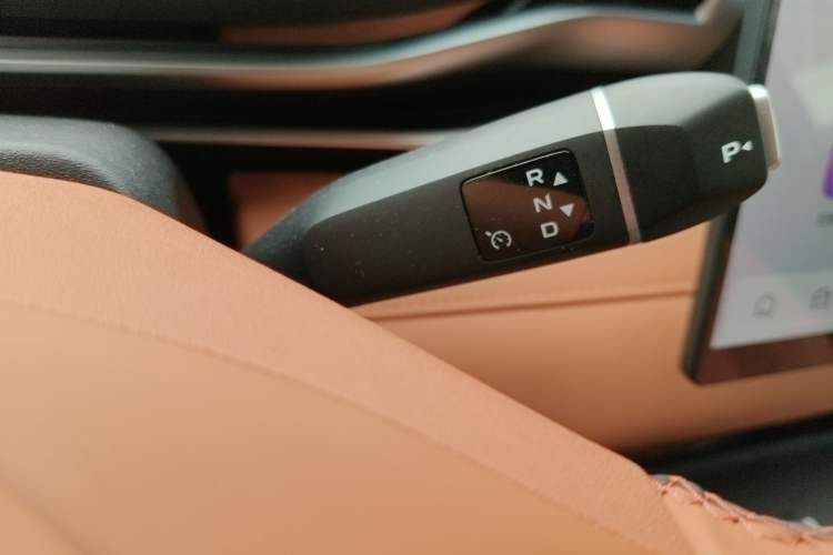 Used Deepal S05 2026 Model 520Max Pure Electric Edition Gear Lever