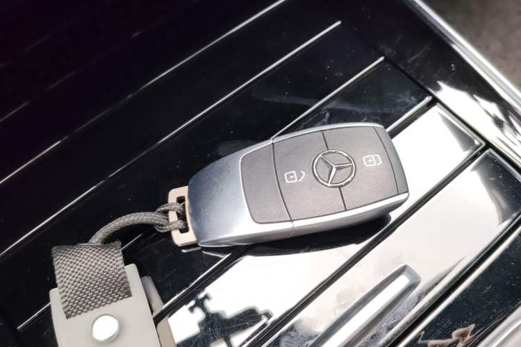 Used Mercedes-Benz B-Class 2022 B 200 Fashion Model Vehicle Key
