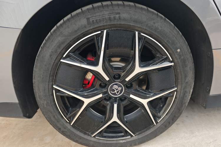 Used BYD Han 2022 EV Genesis Edition 715KM Front-Wheel-Drive Prestige Model