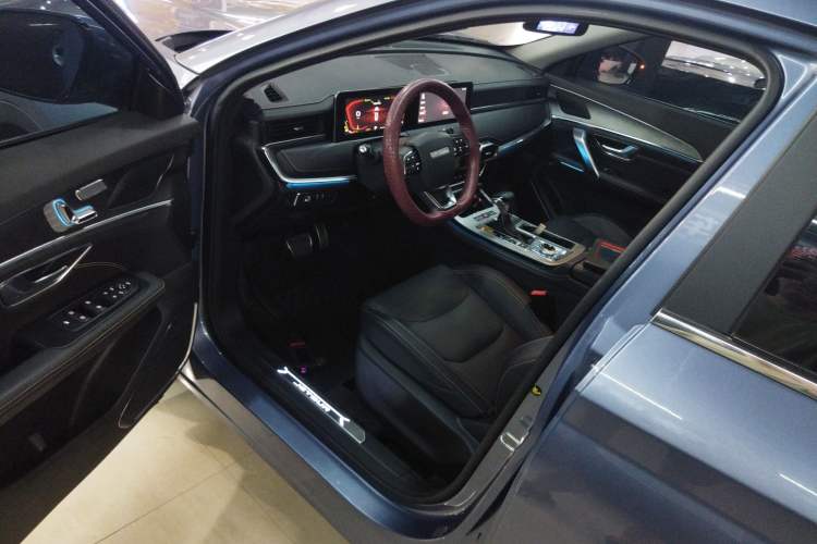 Used JETOUR X70 PLUS 2021 1.5T DCT Mountain 7-Seater
