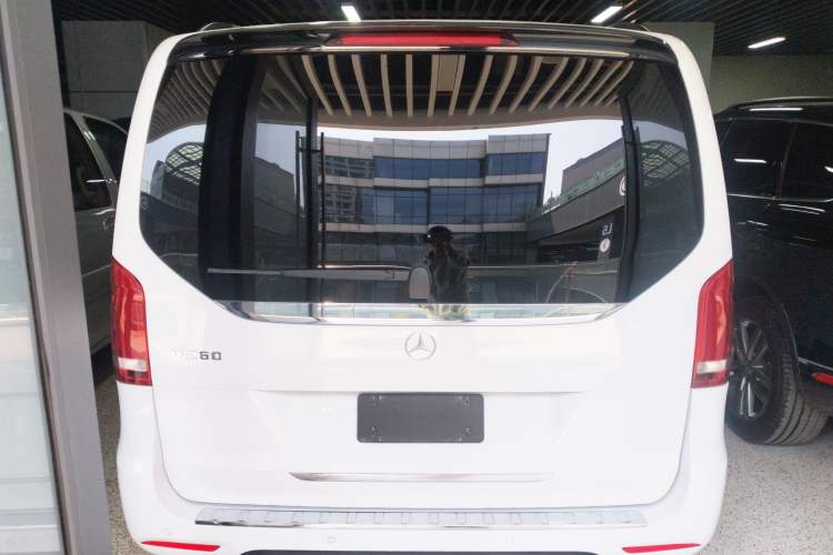 Used Mercedes-Benz V-Class 2018 V 260 AMG Sport Edition China V Emission Standard
