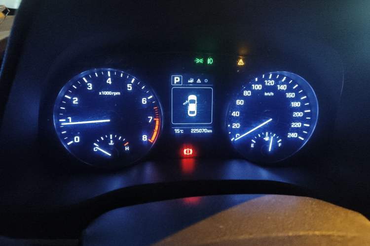 Used Hyundai Elantra (6th Generation / Lingdong) 2016 1.6L Automatic ZhiXuan – Elite Version
