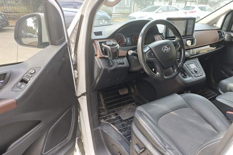 Used SAIC MAXUS G10 2018 PLUS 2.0T Automatic Luxury Edition
