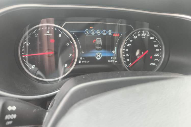 Used Hongqi H5 2019 30TD Smart Connect Enjoy Edition Odometer Close Up