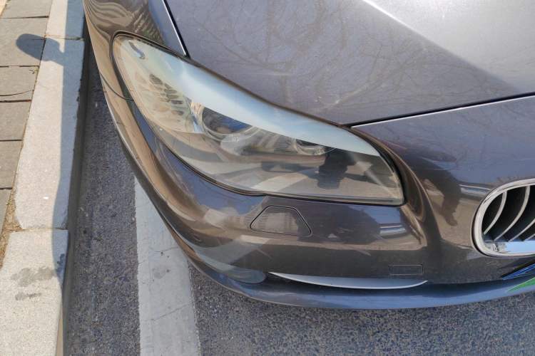 Used BMW 5 Series 2013 525Li Leading Model Right Front Headlight