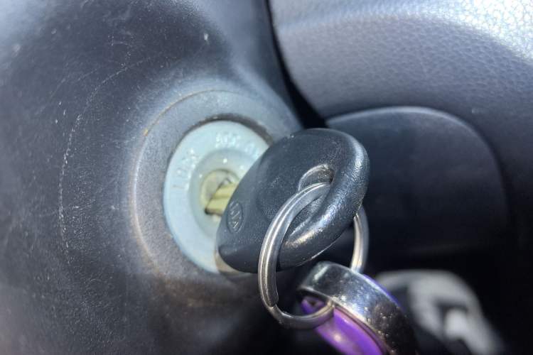 Used Kia K2 2012 Sedan 1.4L MT GLS Commemorative Edition