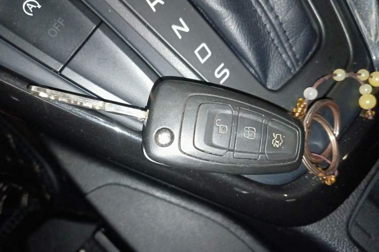 Used Ford Focus 2015 Hatchback EcoBoost 125 Automatic Supreme Style Edition