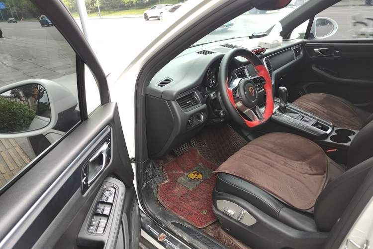 Used Porsche Macan 2017 Macan 2.0T Driver Seat