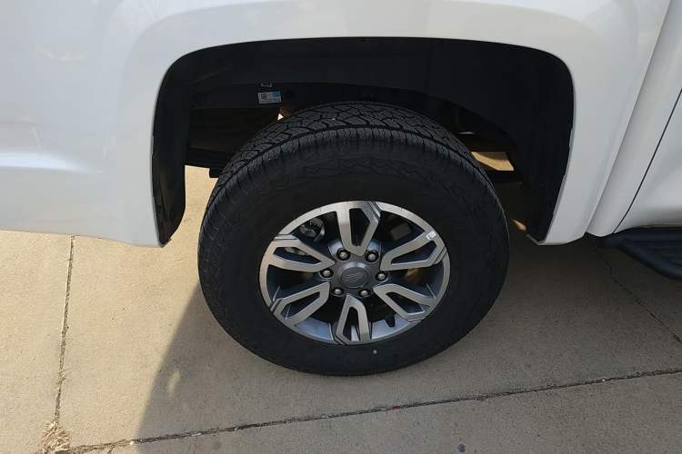 Used JMC DaDao 2024 Mountain Edition 2.3T Diesel Automatic 4x4 Standard Wheelbase Comfort Version