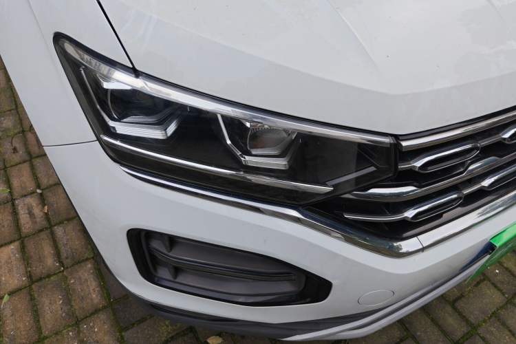 Used Volkswagen Tayron 2019 330TSI Two-Wheel-Drive Luxury Version China V Emission Standard Right Front Headlight