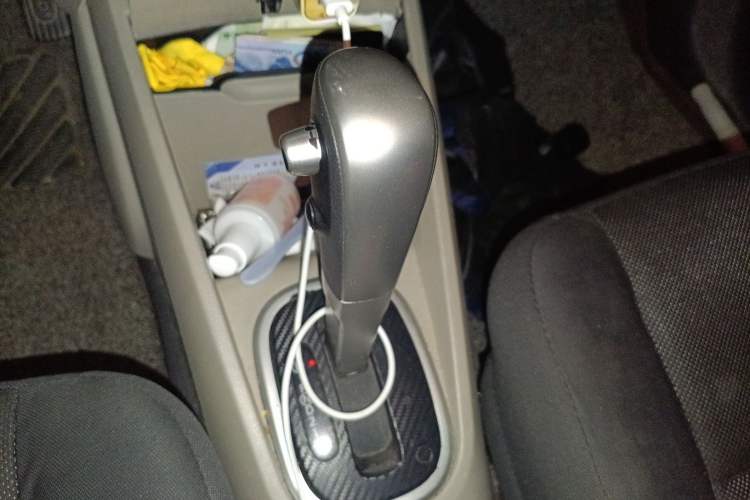 Used Venucia R50 2015 1.6L Automatic Fashion Edition