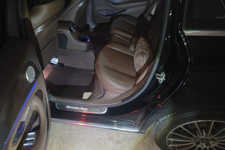 Used Mercedes-Benz E-Class 2021 Facelift E 260 L
