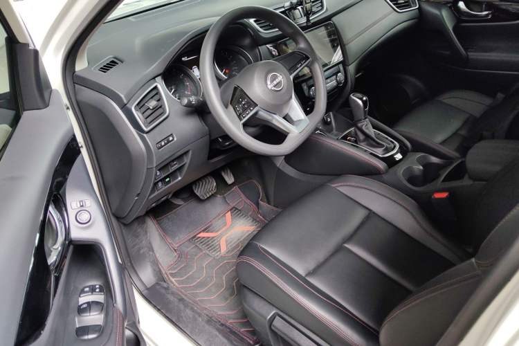 Used Nissan Qashqai 2023 Classic 2.0L CVT XV Comfort Edition