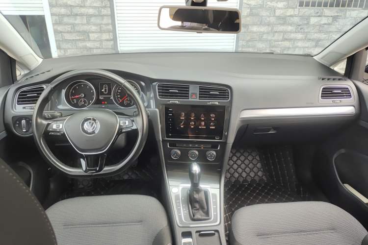 Used Volkswagen Golf 2020 Zhiai Edition 280TSI DSG Comfort Model