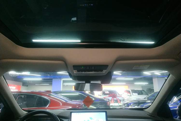 Used Nissan X-Trail 2023 e-POWER Ultra-Hybrid Dual-Motor All-Wheel-Drive Supreme Edition Headliner