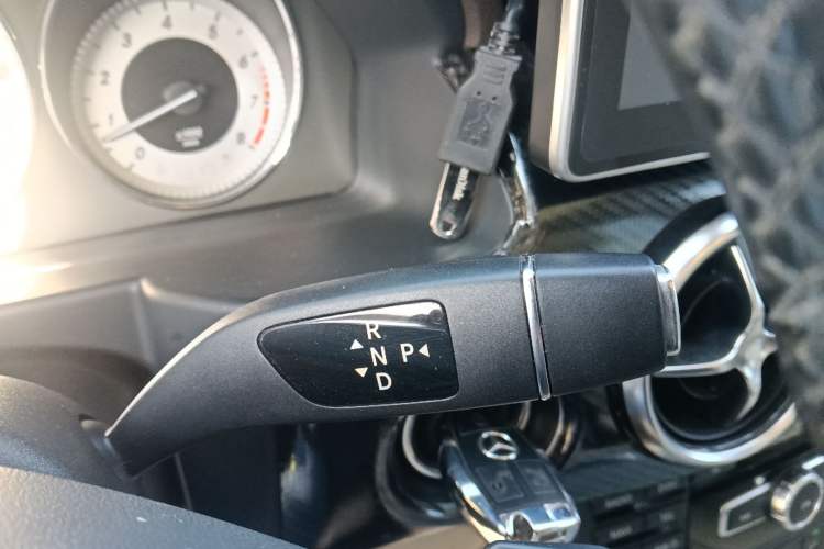 Used Mercedes-Benz GLK-Class 2015 GLK 260 4MATIC Fashion Edition Ultimate Version