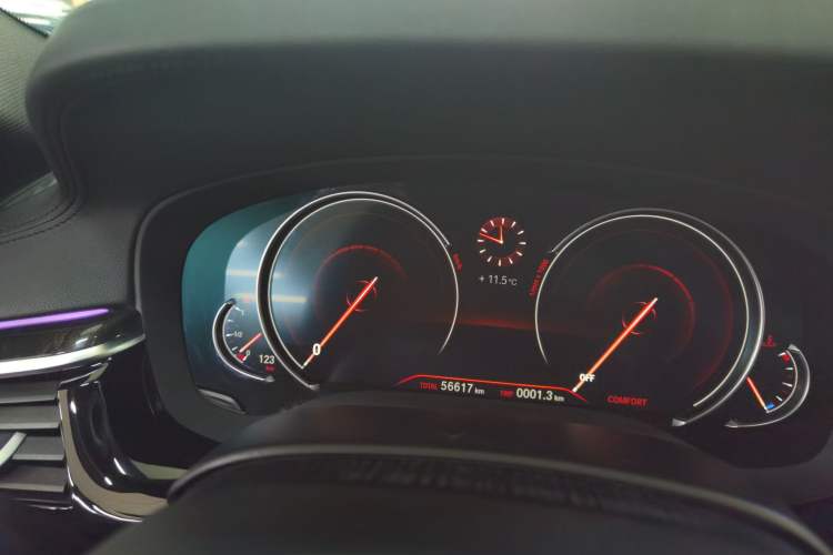 Used BMW 5 Series 2018 Restyled 530Li Leading Edition M Sport Package
