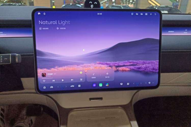 Used Nio ET9 2025 100kWh Signature Edition
