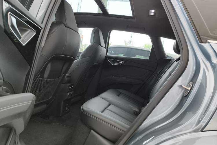 Used Audi Q4 e-tron 2023 40 e-tron Adventure Edition