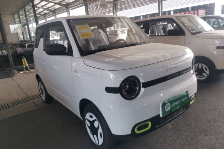 Used Geely Galaxy Panda 2025 210 km – Yuanqi Bear Front Right 45 Deg