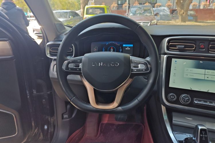 Used Lynk & Co 01 2017 2.0T Two-Wheel Drive Pro Edition
