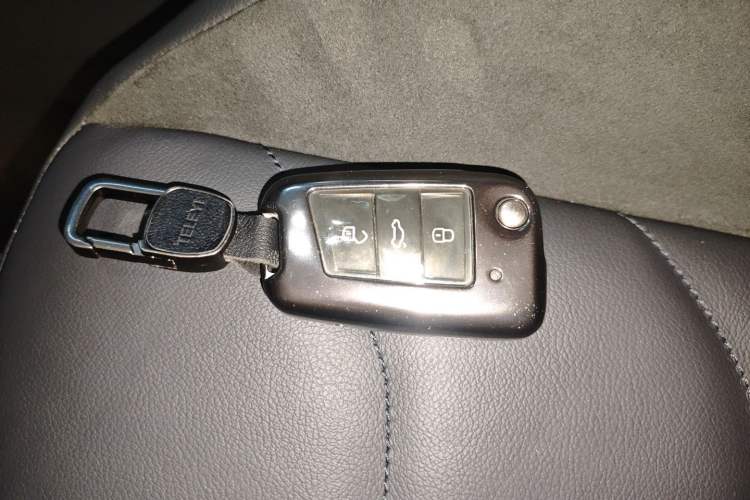 Used Volkswagen Tiguan L 2021 330TSI Automatic Two-Wheel Drive R-Line Enhanced Edition Vehicle Key