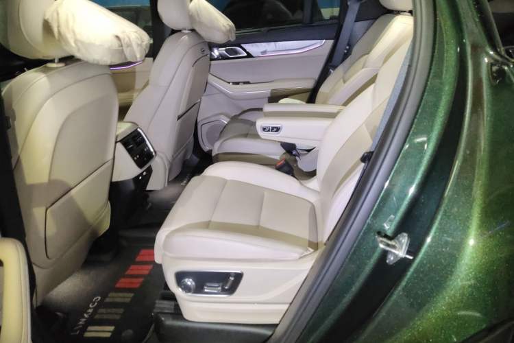 Used Lynk & Co 09 EM-P 2024 2.0TD EM-P Four-Wheel Drive ULTRA Six-Seater
