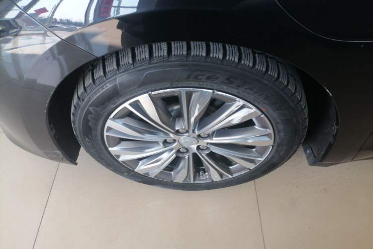 Used Hongqi E-QM5 2023 560km PLUS
