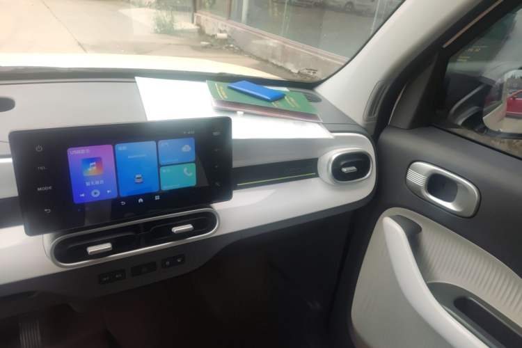 Used Geely Galaxy Panda 2025 210 km – Yuanqi Bear Audio And AC Panel