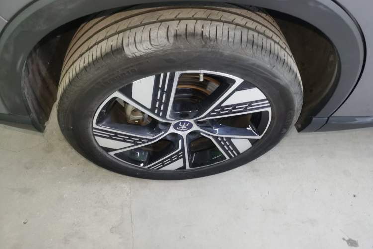 Used BYD Song Pro New Energy 2023 Champion Edition DM-i 110KM Excellence Model Exterior 5