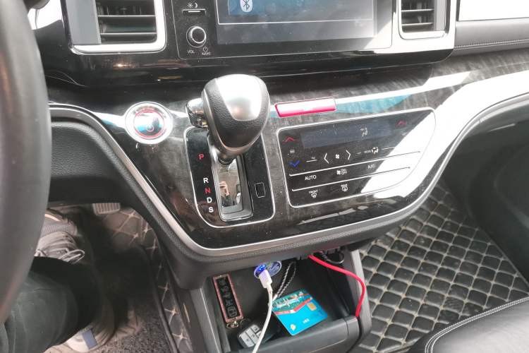 Used Honda Elysion 2019 2.0L Hybrid Luxury Edition
