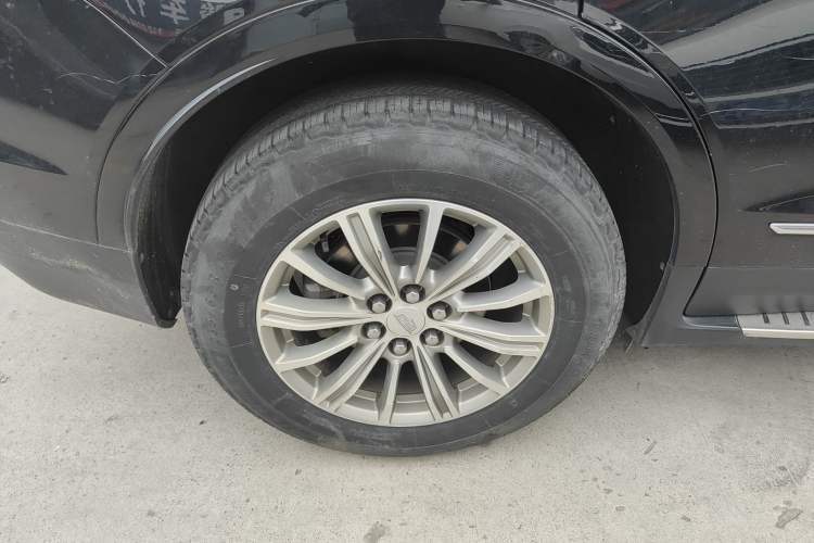 Used Cadillac XT5 2018 25T Luxury Model
