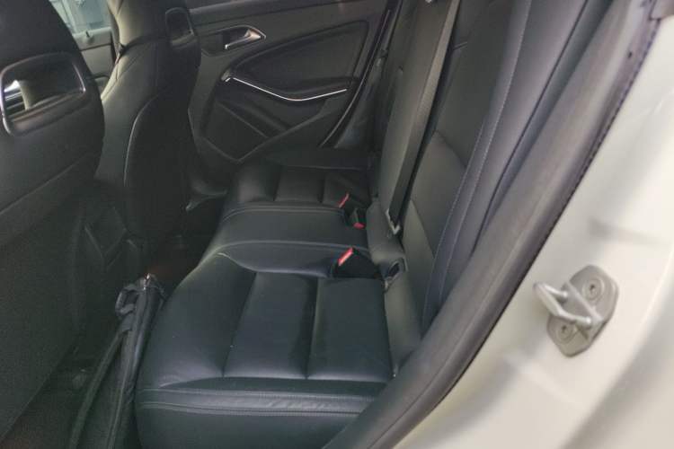 Used Mercedes-Benz CLA 2016 CLA 260 4MATIC Left Rear Seat