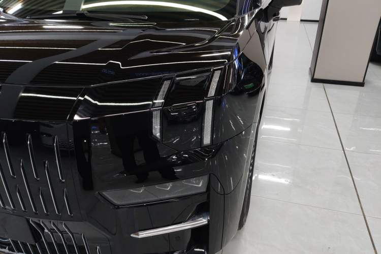 Used Zeekr 009 2024 Six-Seat Executive Version 4WD 140 kWh