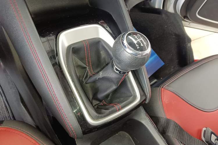 Used Brilliance V3 2017 1.5L Manual Smart Model