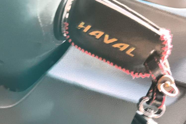 Used Great Wall Wingle 5 2013 2.0T European Version Two-Wheel Drive Elite Edition 6MT Big Double Cab GW4D20B
