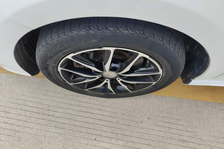 Used BYD Song MAX 2017 1.5T Automatic Smart Connect Elite 7-Seater
