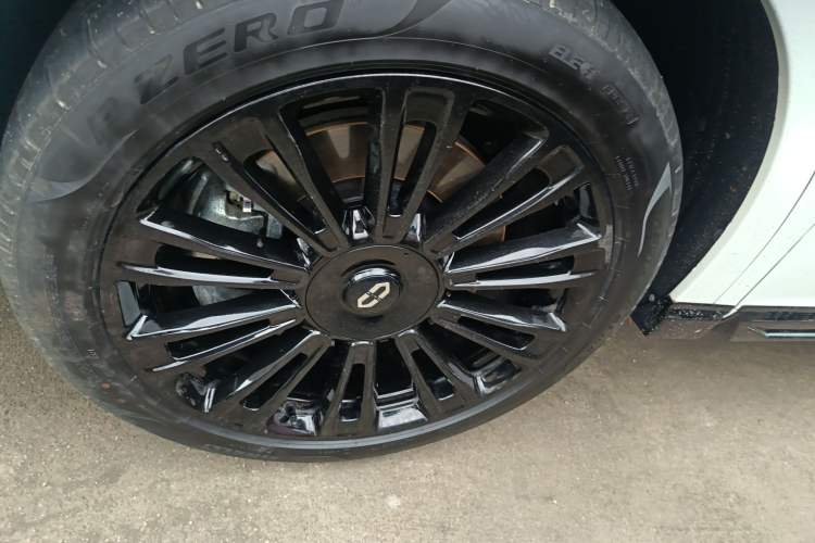 Used Hima AITO M7 2024 1.5T Intelligent Drive Rear-Drive Ultra Version 5 Seats
