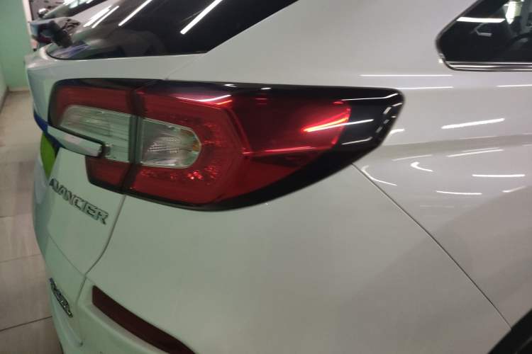 Used Honda Avancier 2017 240TURBO Two-Wheel Drive Premium Edition
