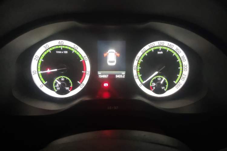 Used Skoda Kodiaq 2018 TSI380 7-Seater Four-Wheel-Drive Flagship Edition Instrument Cluster