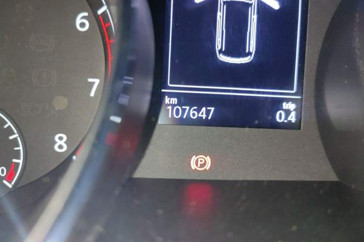 Used Volkswagen Touran 2018 Volkswagen Touran L 280TSI DSG Comfort Edition 7 Seats China V Emission Standard Odometer Close Up