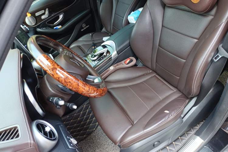 Used Mercedes-Benz GLC 2019 Facelift GLC 260 L 4MATIC Luxury Model