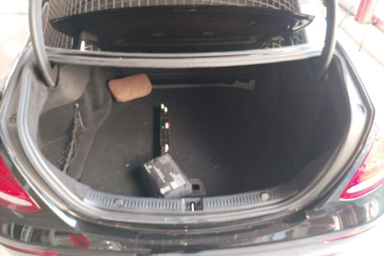 Used Mercedes-Benz E-Class 2016 E 300 L Stylish Model