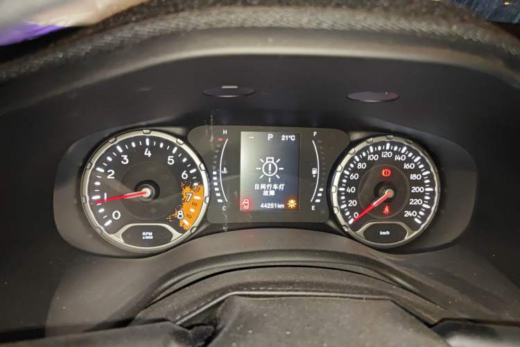 Used Jeep Renegade 2017 180T Automatic High-Energy Version Instrument Cluster